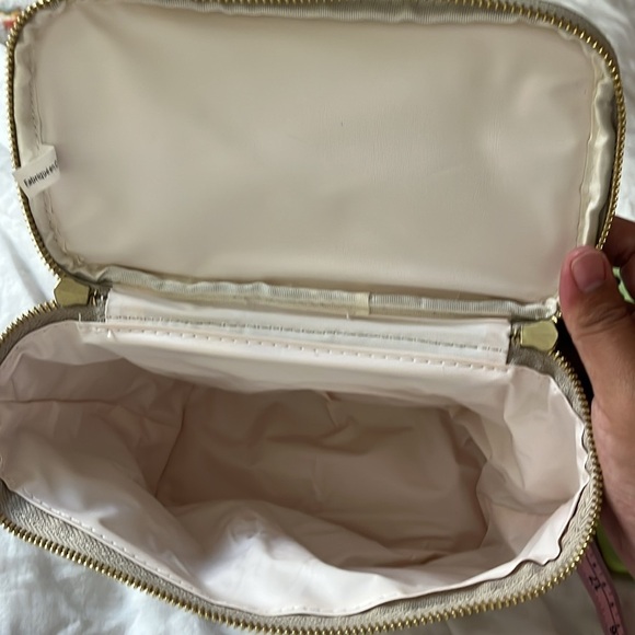 Kate Spade Out to Lunch small handle lunch bag POLKA DOT  EUC - Picture 9 of 9